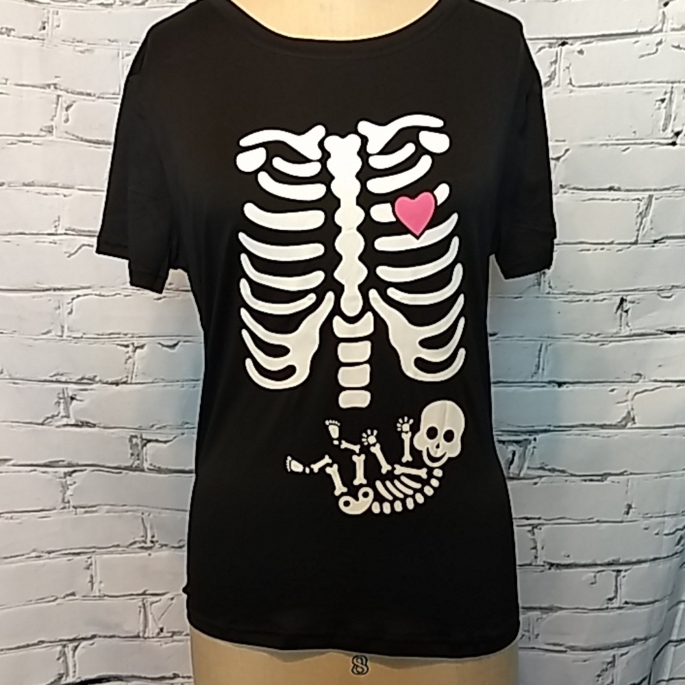 Pregnancy tee. Cute bone, baby and heart design.